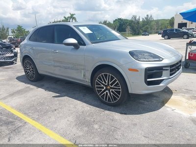 WP1AA2AY8SD****** 2025 Porsche Cayenne