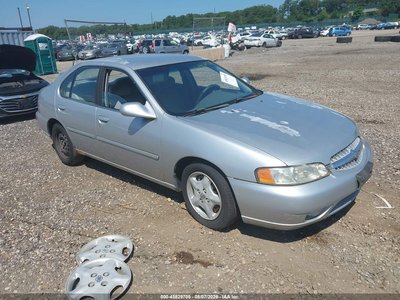 2000 Nissan Altima