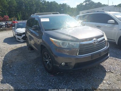 2016 Toyota Highlander