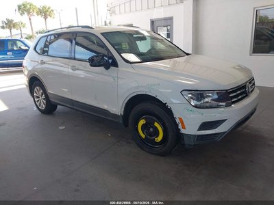 3VV1B7AX1KM****** 2019 Volkswagen Tiguan