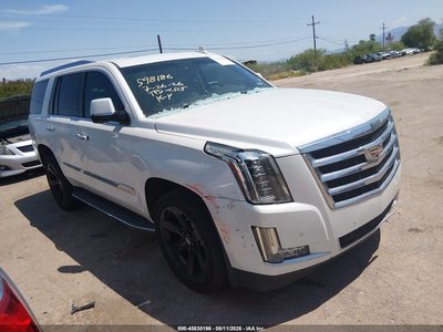 1GYS4BKJ9HR****** 2017 Cadillac Escalade