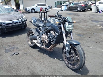 MLHRH0257M5****** 2021 Honda Cb650
