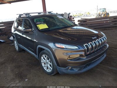 1C4PJLCS7HW****** 2017 Jeep Cherokee