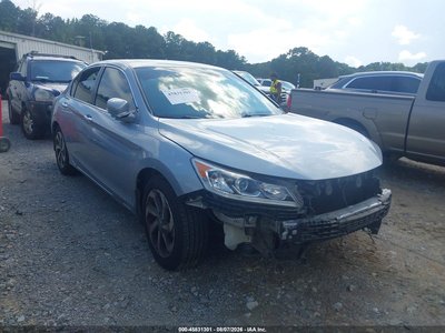 1HGCR2F72HA****** 2017 Honda Accord