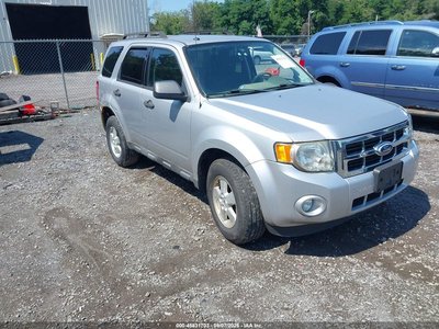 1FMCU0D72AK****** 2010 Ford Escape