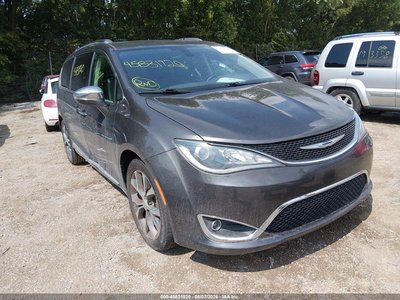 2C4RC1GG1JR****** 2018 Chrysler Pacifica