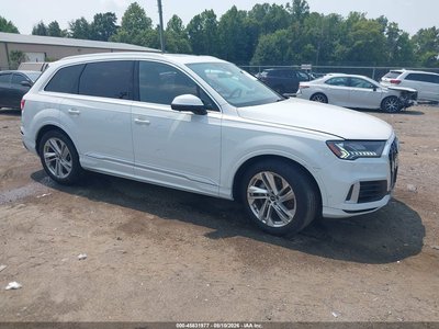 WA1VXAF70MD****** 2021 Audi Q7