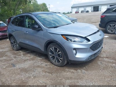 1FMCU9H94NU****** 2022 Ford Escape