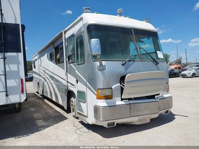 4UZ6LMEB9XC****** 2000 Freightliner Chassis