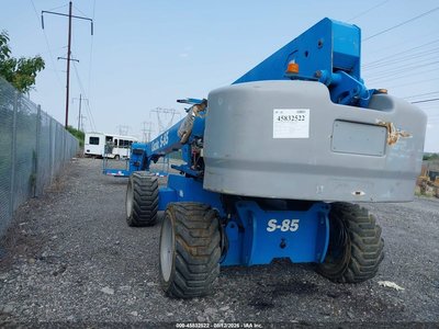00000000S85****** 2011 Genie S-85 Boom Lift