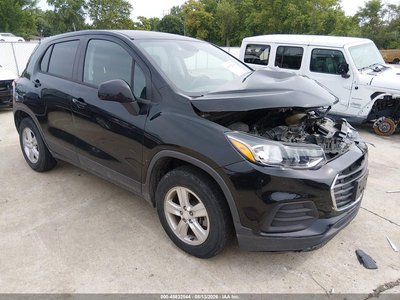 3GNCJKSB9LL****** 2020 Chevrolet Trax