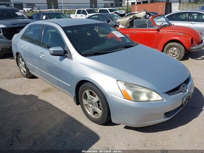 JHMCN36465C****** 2005 Honda Accord Hybrid
