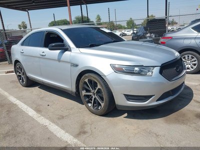 2016 Ford Taurus