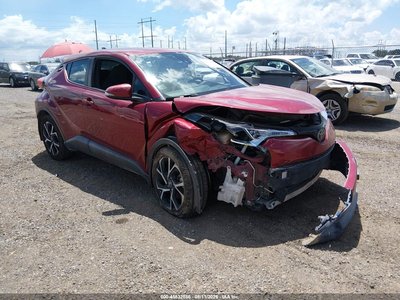 NMTKHMBX3JR****** 2018 Toyota C-HR