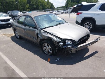 2004 Ford Taurus