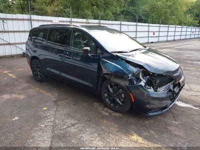 2C4RC3GG4SR****** 2025 Chrysler Pacifica