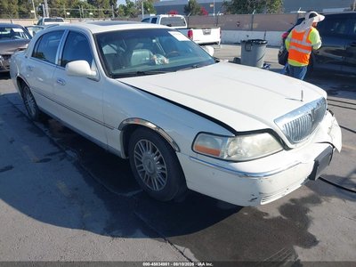 1LNHM82V76Y****** 2006 Lincoln Town Car