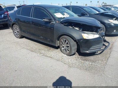 3VWDB7AJXHM****** 2017 Volkswagen Jetta