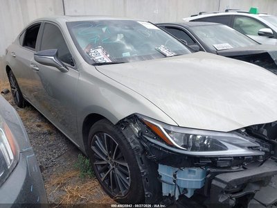 2022 Lexus ES