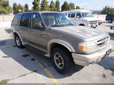 1999 Ford Explorer