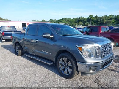 1N6AA1E64KN****** 2019 Nissan Titan