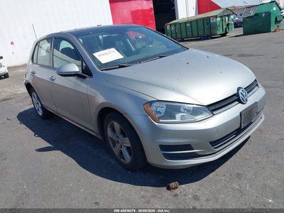 2017 Volkswagen Golf