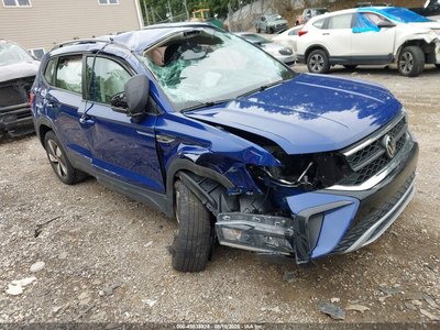 3VV8X7B27RM****** 2024 Volkswagen Taos
