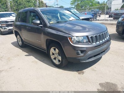 1C4NJCBA2GD****** 2016 Jeep Compass