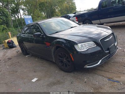 2C3CCAAG8KH****** 2019 Chrysler 300