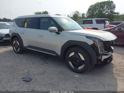 5XYAFFS57TG****** 2026 Kia EV9