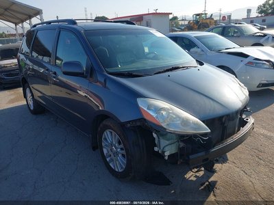 2010 Toyota Sienna
