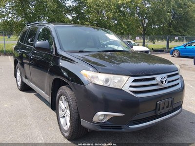5TDBK3EHXCS****** 2012 Toyota Highlander