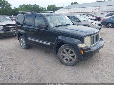 1J8GN58KX8W****** 2008 Jeep Liberty