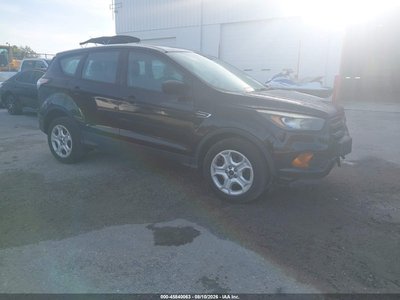 1FMCU0F7XJU****** 2018 Ford Escape
