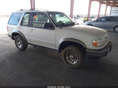 1FMYU22E5XU****** 1999 Ford Explorer