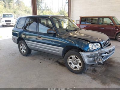 2000 Toyota RAV4