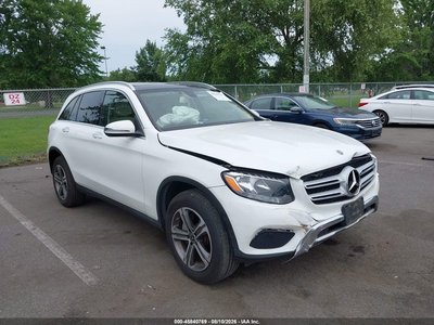 WDC0G4KB0KF****** 2019 Mercedes-Benz Glc 300