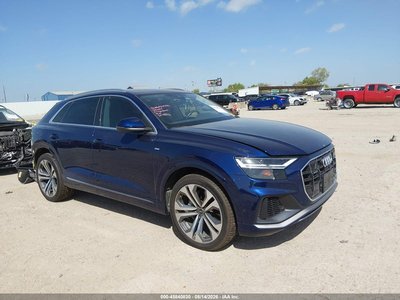 2022 Audi Q8