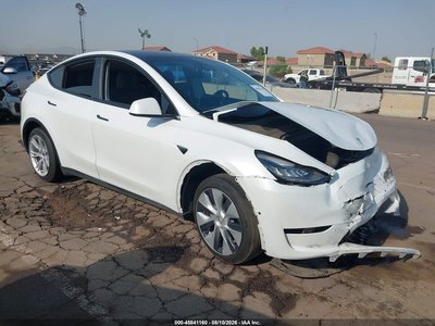 7SAYGDEE8NA****** 2022 Tesla Model Y