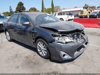 4T1BD1FK9EU****** 2014 Toyota Camry Hybrid