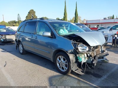 2004 Toyota Sienna