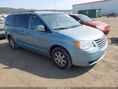 2A4RR5D18AR****** 2010 Chrysler Town & Country