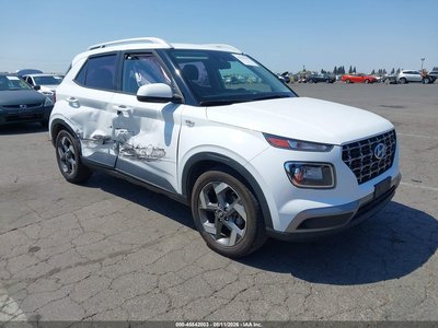KMHRC8A39MU****** 2021 Hyundai Venue