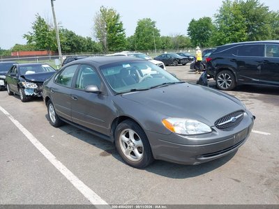 2002 Ford Taurus