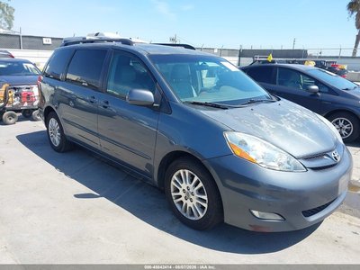 5TDYK4CC5AS****** 2010 Toyota Sienna