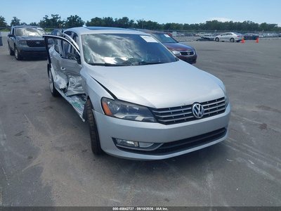 1VWCV7A3XFC****** 2015 Volkswagen Passat