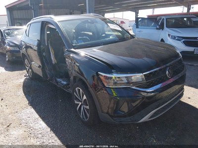 3VVSX7B24RM****** 2024 Volkswagen Taos