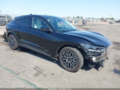 2025 Ford Mustang Mach-E