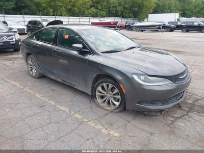 2015 Chrysler 200