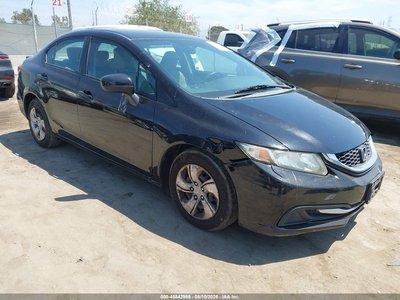 2HGFB2F57FH****** 2015 Honda Civic